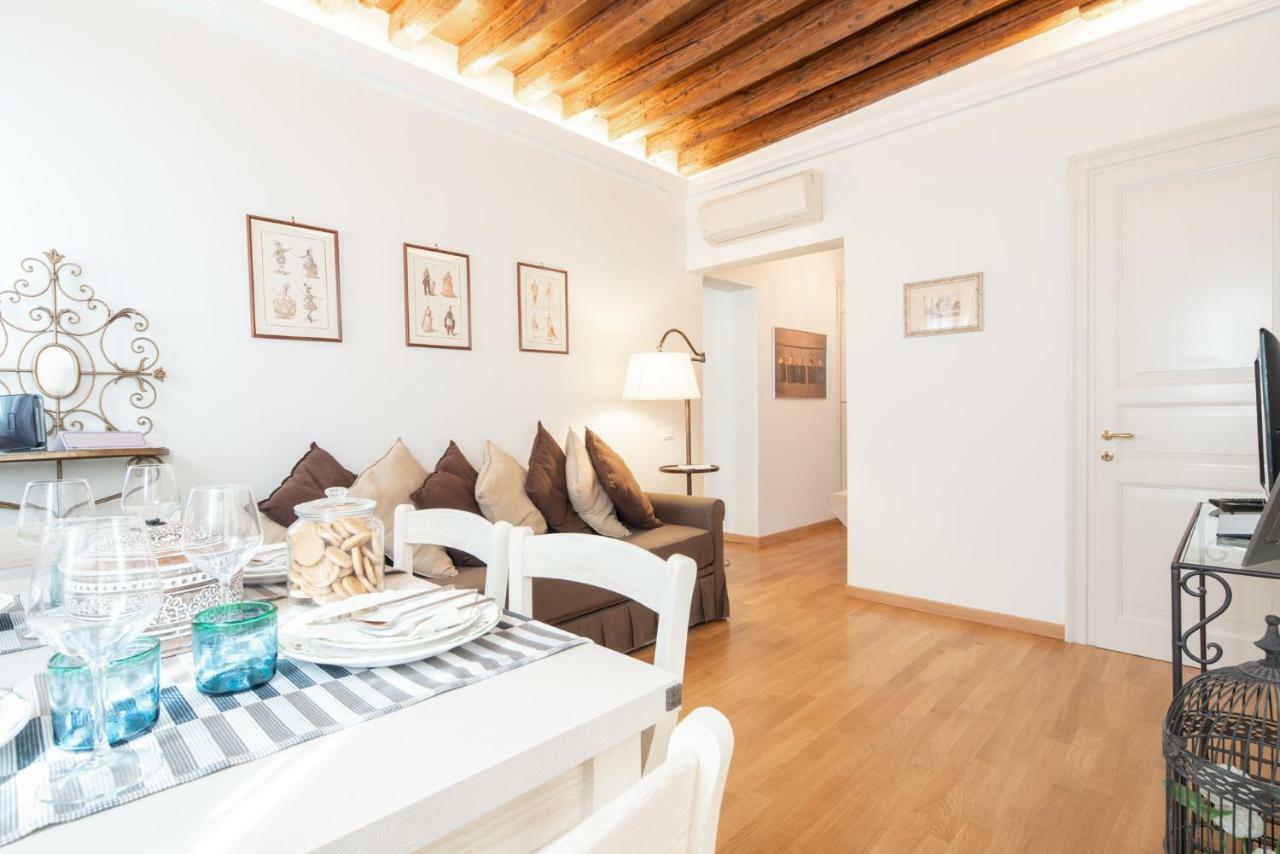 Apartament Casa Claudia Ai Frari